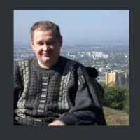 Олег Попов