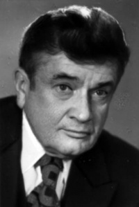 Евгений Весник
