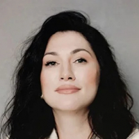 Елена Вайс