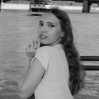 Влада Иванц