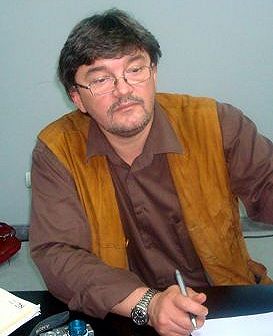 Андрей Константинов