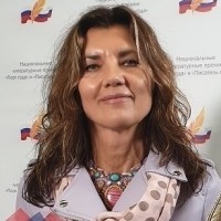 Яна Ахматова