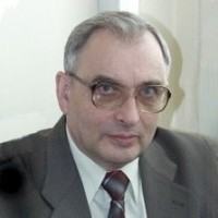 Валентин Сахаров