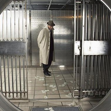 299. The Bank Robbery (Part 2) with Amber, Paul and Sebastian